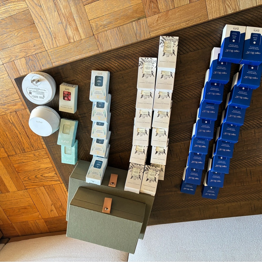 Blue and White Candle Accents for Elegant Home Decor